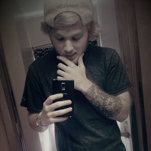 Meet your Posher, Kyle